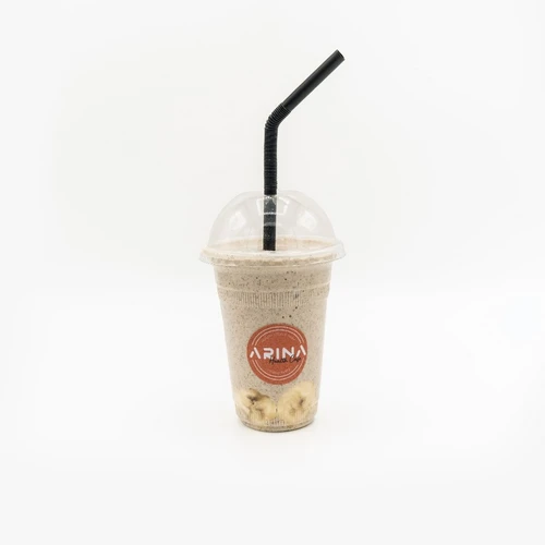 شیک پروتئین توت فرنگی یا موز